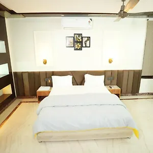 Guest house Downtown Cyber